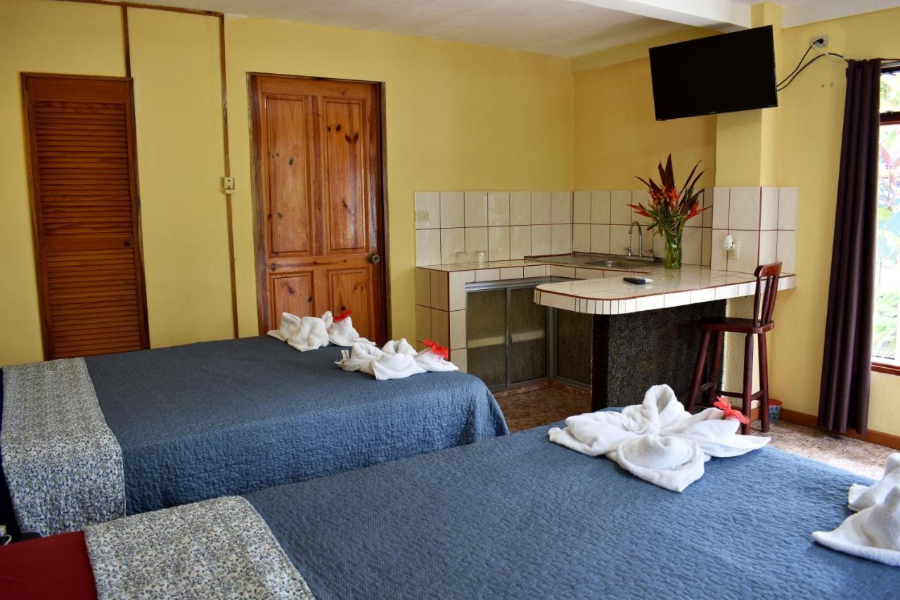 Hotel Quepos Paraiso Kültér fotó